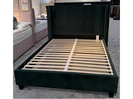 Limelight Polaris King Size Bed in Emerald Green with matching headboard